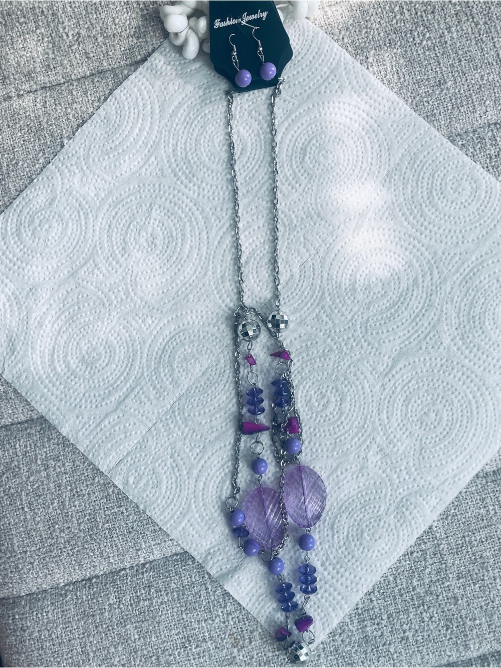 Fashion Jewelry Lavender and Silver Beaded Necklace with Earrings
